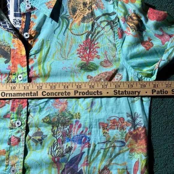 TIZZIE Ocean-Themed Button-Up Shirt - Picture 11 of 12